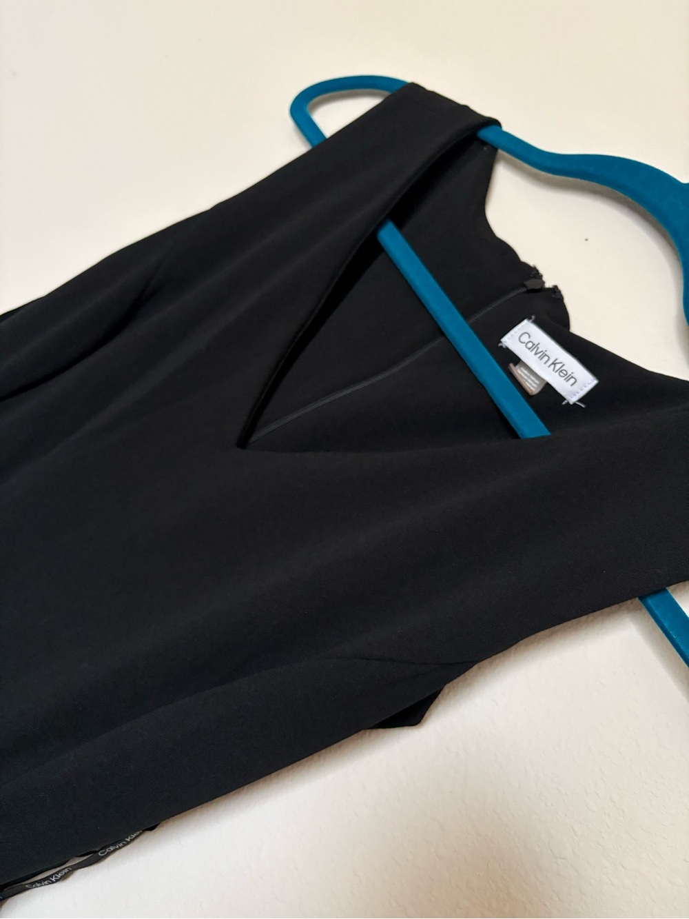 Calvin Klein Sleeveless V-Neck Black Jumpsuit with Waist Tie - Picture 5 of 7